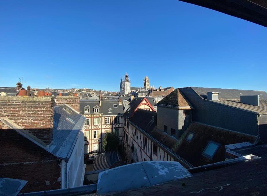 Sous Les Clochers De Rouen - Cathedrale Eksteriør bilde